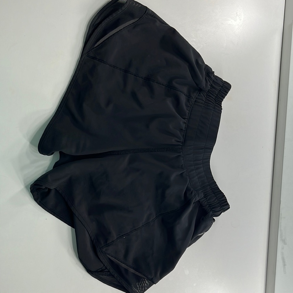 Black size 2 hottie hots from lululemon!